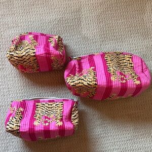Tiger/leopard Cosmetic Bag Set. 3 sizes/all come together